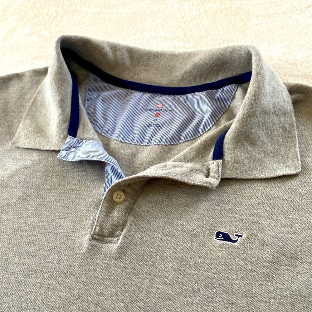 Vineyard Vines Gray Polo Shirt. Blue Whale. Size XL